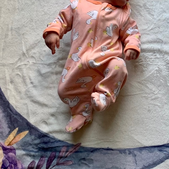 Newborn | Peach Swan Sleep and Play - Picture 5 of 5